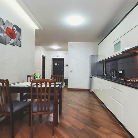 Cozy Apartment On Belvedere Ivano-Frankivsk Exterior photo